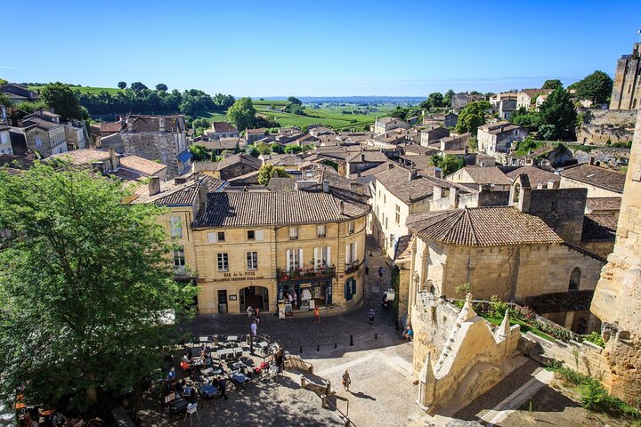 Privéwijntour Saint-Émilion en Médoc met exclusieve proeverijen
