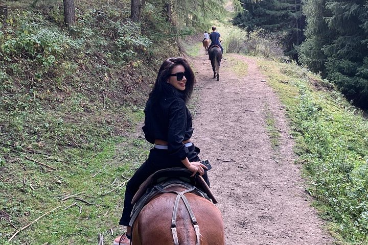 Scenic Horse Riding tour to Chon Kemin Valley