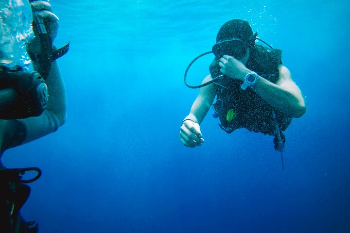 Semporna Mabul and Kapalai Trip in Snorkel or Dive and Lunch