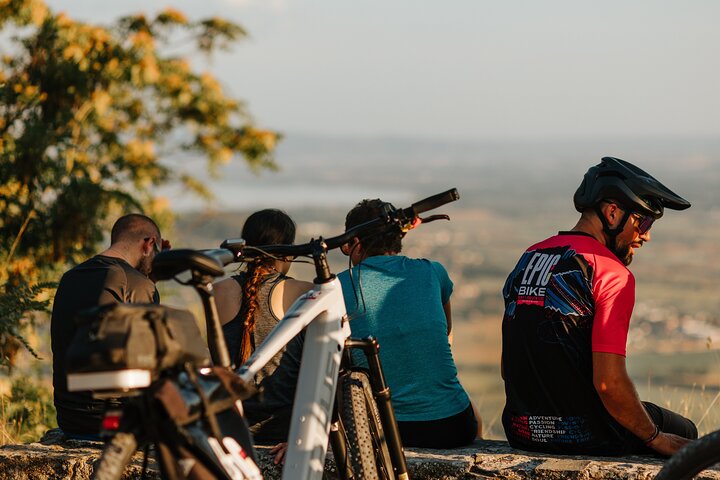 Cortona - Facile eBike tour guidato intorno alla città Etrusca