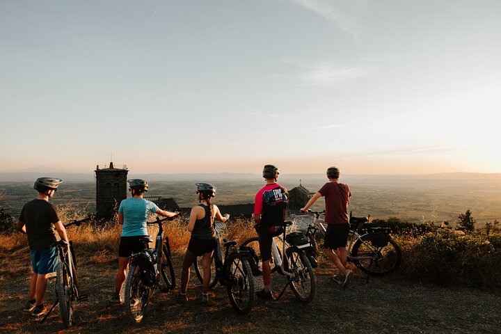 Cortona - Facile eBike tour guidato intorno alla città Etrusca