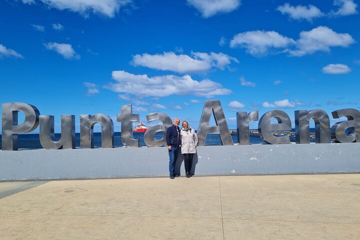 Reserva Nacional Magallanes y Tour por la ciudad de Punta Arenas