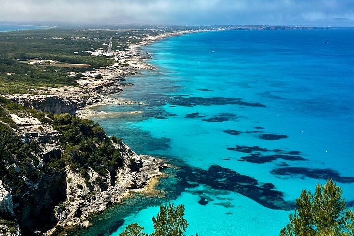 Formentera 4X4 Secret Corners Tour in een Land Rover Defender
