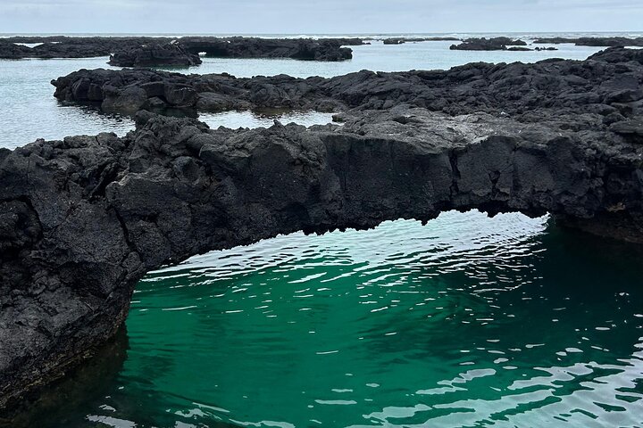Omvisning i Cabo Rosa-tunnelene på Isabela-øya, Galapagosøyene