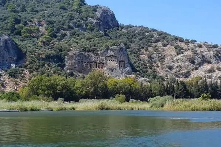 Mezza giornata privata Dalyan River Iztuzu Beach Magic Lake Gita in barca