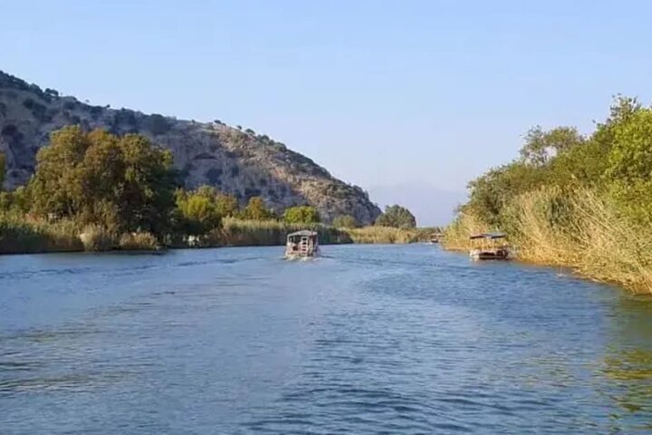 Mezza giornata privata Dalyan River Iztuzu Beach Magic Lake Gita in barca
