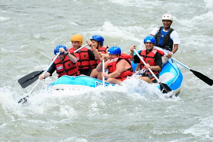 Kiulu White Water Forsränning Gred I-II (Nybörjare)