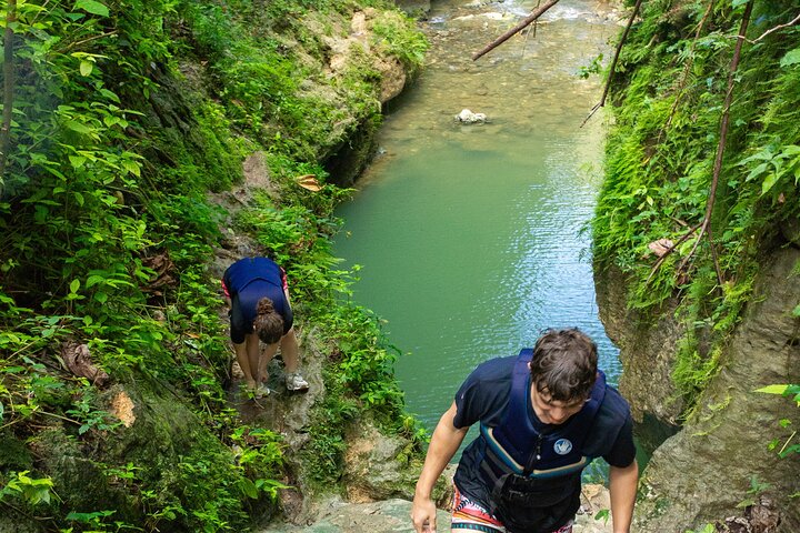 Cueva del Indio en Charco Azul Grot en Waterval Avontuur