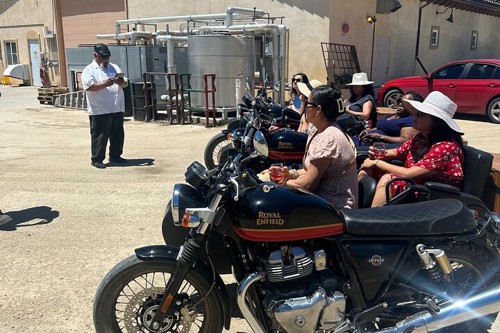 Visite du vignoble San Luis Obispo Sidecar Wine Adventure