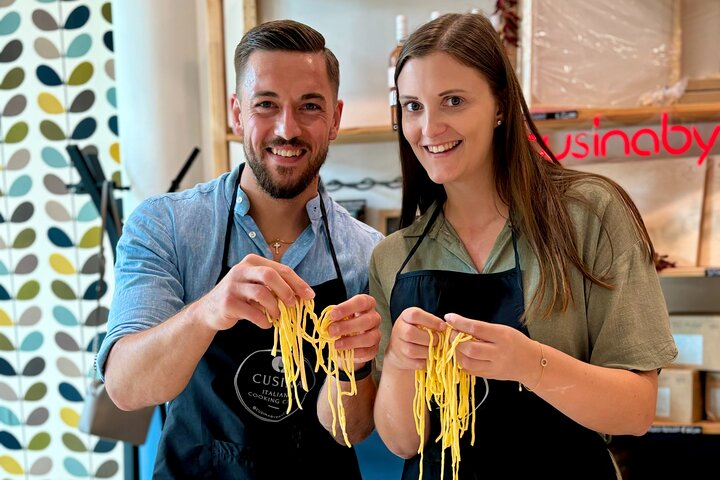 Kochkurs: Frische Pasta und Tiramisu mit Wein am Gardasee