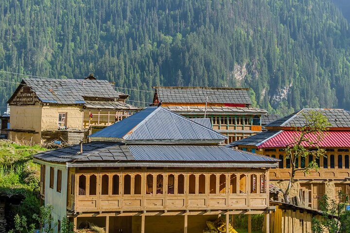 Tour Himachal de lujo de 3 días : Ex-Delhi a Jibhi & Tirthan Valley