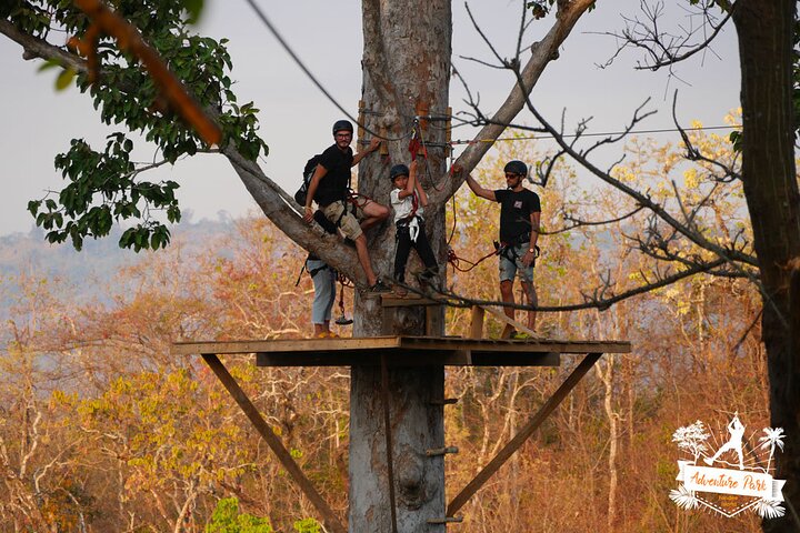 Fandee Treetop Adventure Park – Seilrutschen und Seilbrücken in Tad Lo