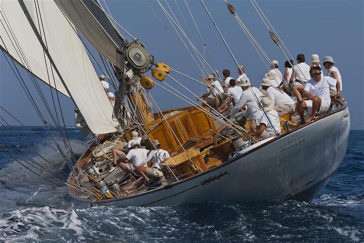 Privétour van 11 uur naar ST TROPEZ vanuit MARSEILLE , AIX per lux VAN