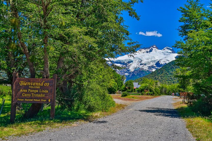 Full Day Cerro Tronador: Nieves Eternas y Glaciares Colgantes