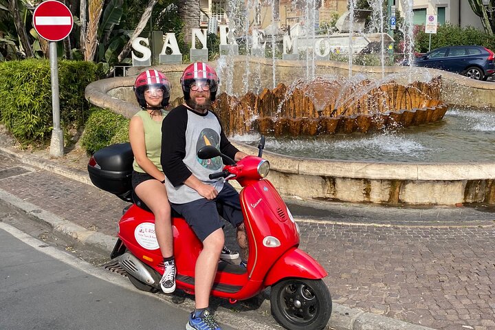 Vespa Tour in Sanremo voor een halve dag