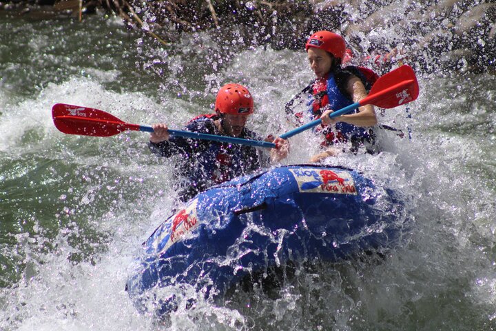 Rio Sarapiqui, Costa Rica Rafting Tour Aventura