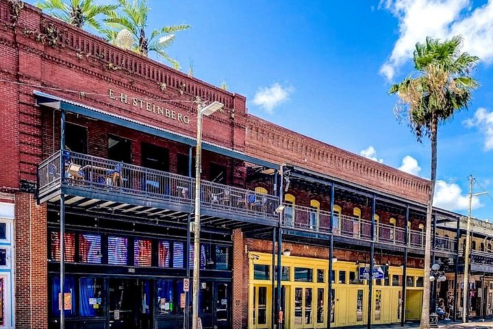 Tampa Food Tour avec 5 dégustations de plats locaux préférés Classiques