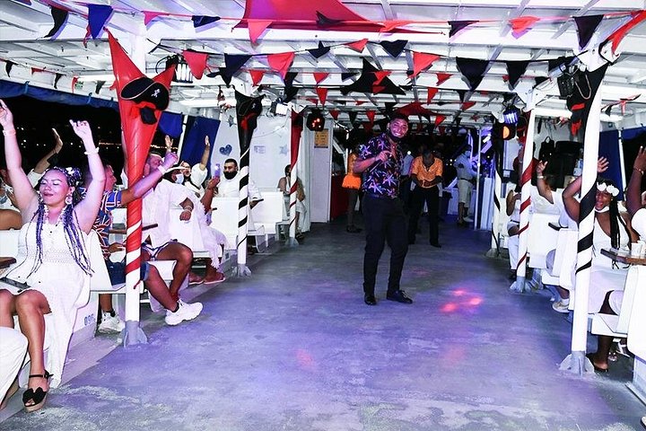 White Party Tour i San Andrés med buffémiddag och öppen bar