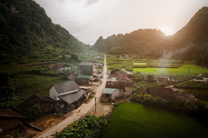 Cao Bang Loop 3 jours Easy Rider avec The Loop Tours