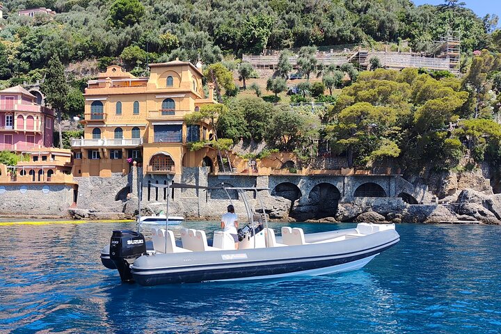 Passeio de barco a Portofino e San Fruttuoso para pequenos grupos