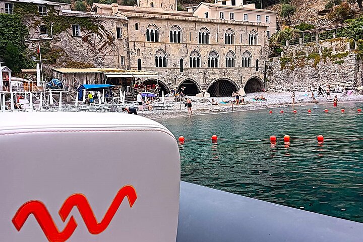 Passeio de barco a Portofino e San Fruttuoso para pequenos grupos