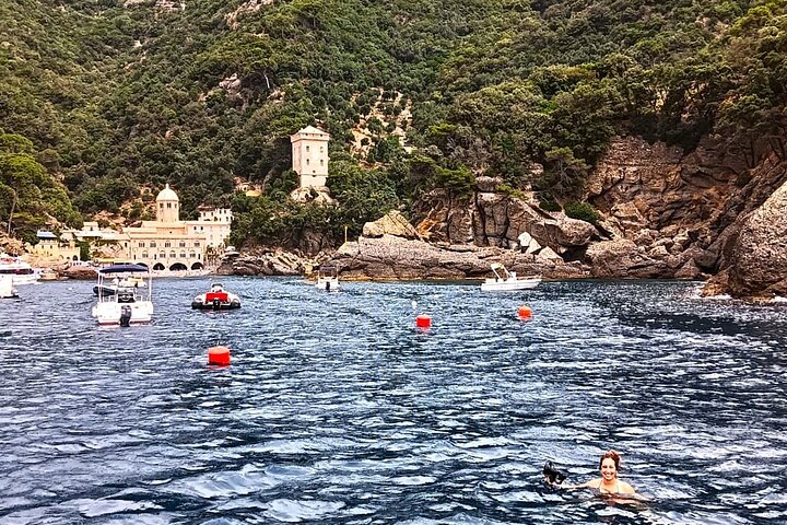 Passeio de barco a Portofino e San Fruttuoso para pequenos grupos