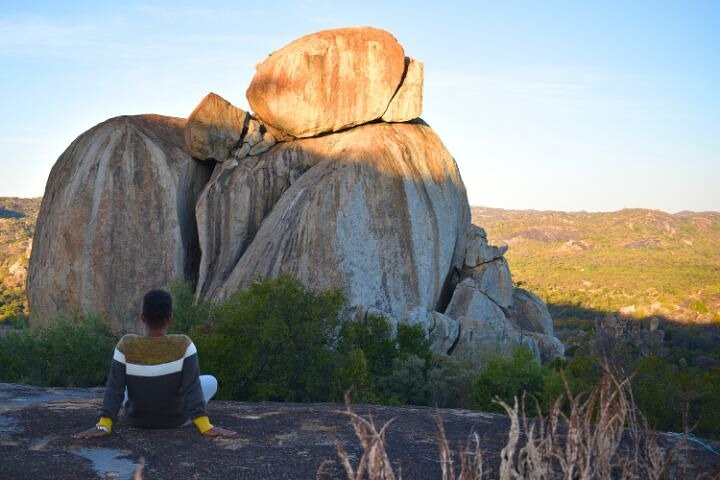 Rastreo de rinocerontes de Matobo y arte rupestre desde Bulawayo