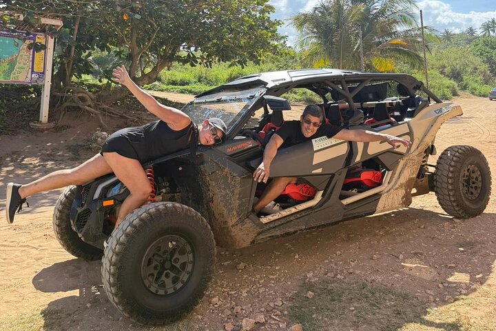 Tour todoterreno en UTV Aguadilla a las ruinas de Faro!