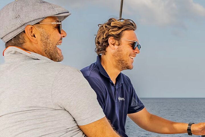 Gedeelde zeil- en snorkelcatamarantour in Caribisch Nederland