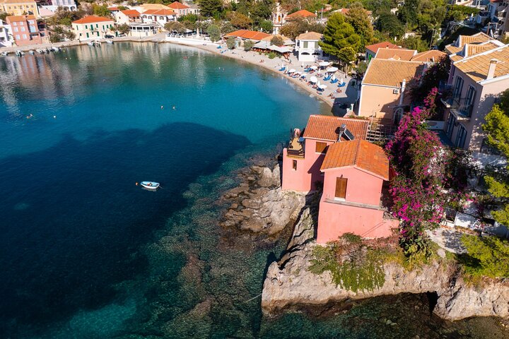 Tour dell'isola di Fiscardo e Assos con nuoto alla spiaggia di Myrtos