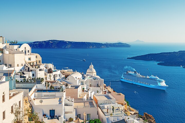 Santorini voor cruiseschepen: Vermijd kabelbaan lijnen en drukte!