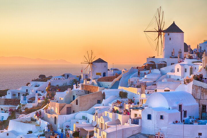 Santorini voor cruiseschepen: Vermijd kabelbaan lijnen en drukte!