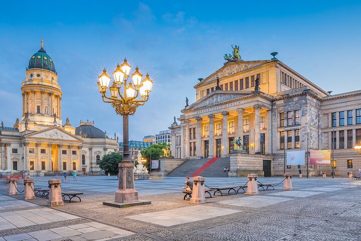 Deluxe Berlin : Hektische Landtour vom Kreuzfahrthafen Warnemunde
