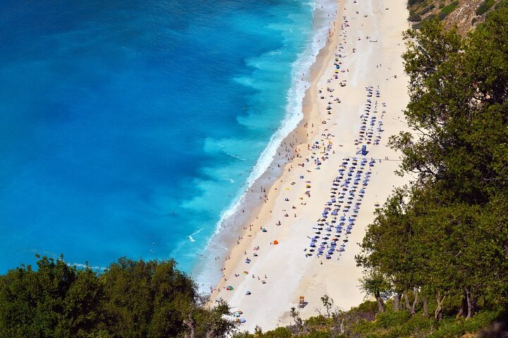 Tour dell'isola di Fiscardo e Assos con nuoto alla spiaggia di Myrtos