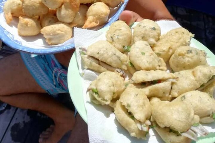 Rundvisning på øen Ischia med båd med frokost og svømning