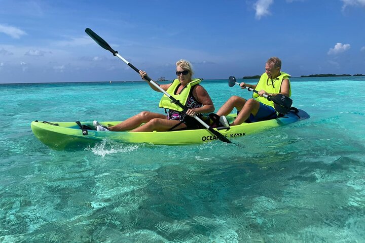 Privato Sea Glass Island Kayak Mattina + trasferimento