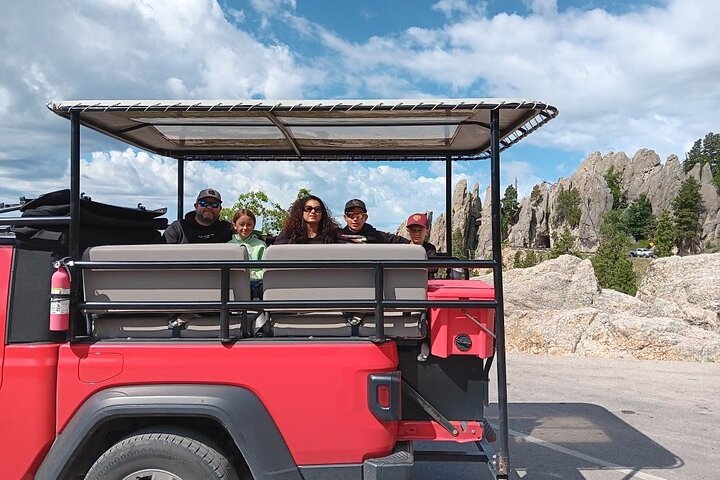 La seule journée complète - Safari bison en jeep - Déjeuner pique-nique au bord du lac