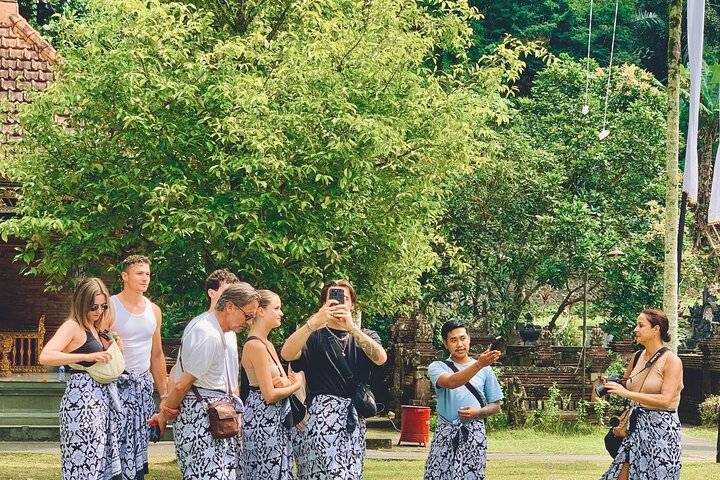 Ubud : All-inclusive privétour met waterval, tempel en rijstterras