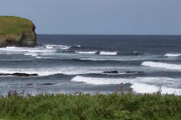 Excursões em torno dos locais neolíticos de Orkney (Guia do meu carro)