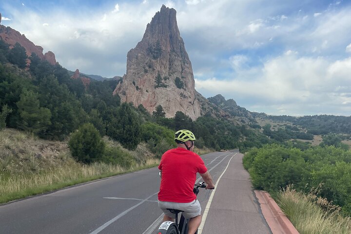 Kør Manitou Springs & Garden of the Gods Bedste guidede eBike-tur!
