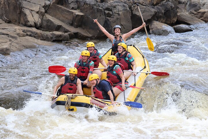 Rafting de medio día en el río Barron : Cairns, Port Douglas o Self-Drive