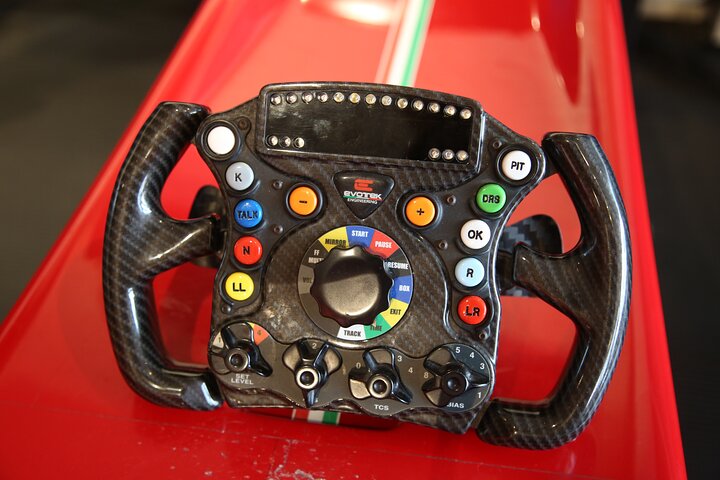 Entrada al Museo Maranello Ferrari y Simulador Profesional de F1