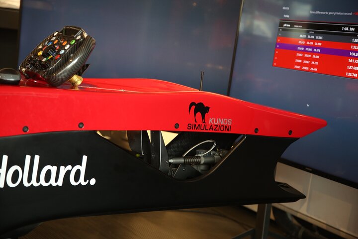 Entrada al Museo Maranello Ferrari y Simulador Profesional de F1