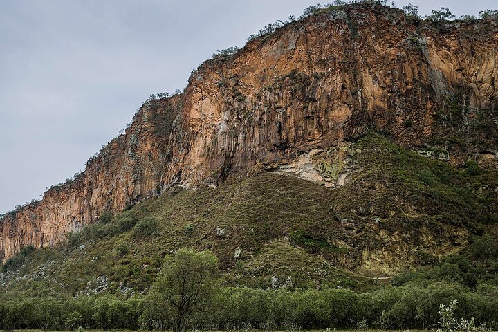 Excursión de un día al parque nacional Hells Gate y paseo en barco por el lago Naivasha