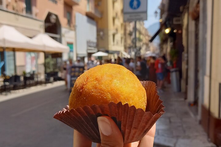 Catane Sicilian Street Food Tour: Petit groupe par Do Eat Better