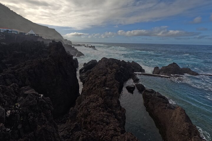 Madeira 4x4 Jeep-Safari: Porto Moniz, Lavapools und Fanal-Wald