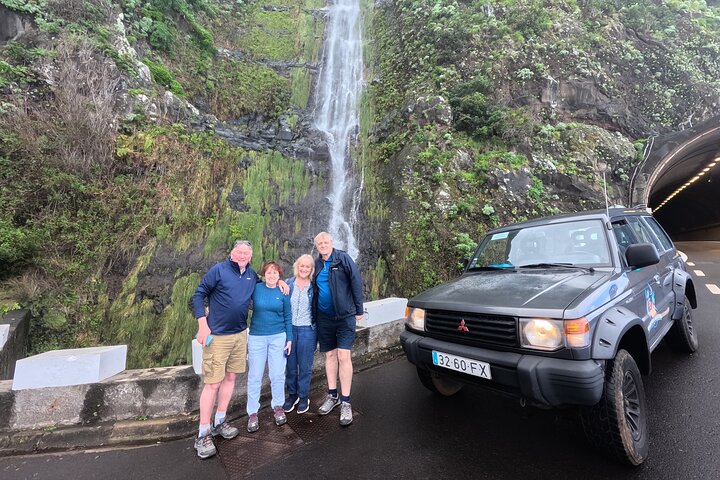 Madeira 4x4 Jeep-Safari: Porto Moniz, Lavapools und Fanal-Wald