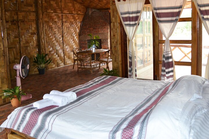 Bungalower och bambu spår: A 4 - Day Luang Namtha Cultural Retreat
