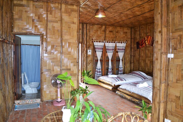 Bungalower och bambu spår: A 4 - Day Luang Namtha Cultural Retreat