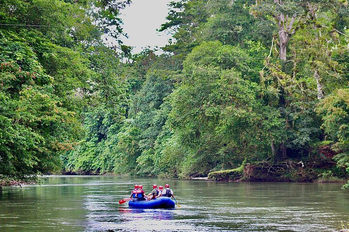 Rio Sarapiqui, Costa Rica Rafting Tour Aventura